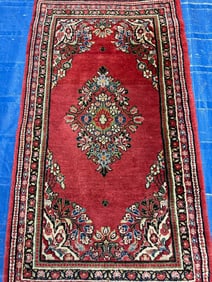 Hand Knotted Persian Sarouk 2x4 ft