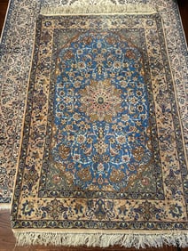 Hand Knotted Persian Esfahan Rug 3x5 ft