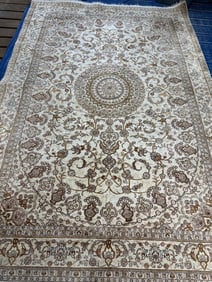 Hand Knotted Hereke Silk Rug 6x9 ft