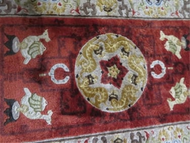 Hand Knotted Silk Chinise Rug 2x3 ft