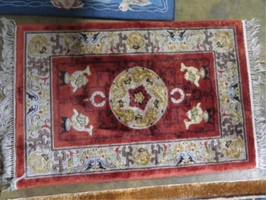Hand Knotted Silk Chinise Rug 3x5 ft