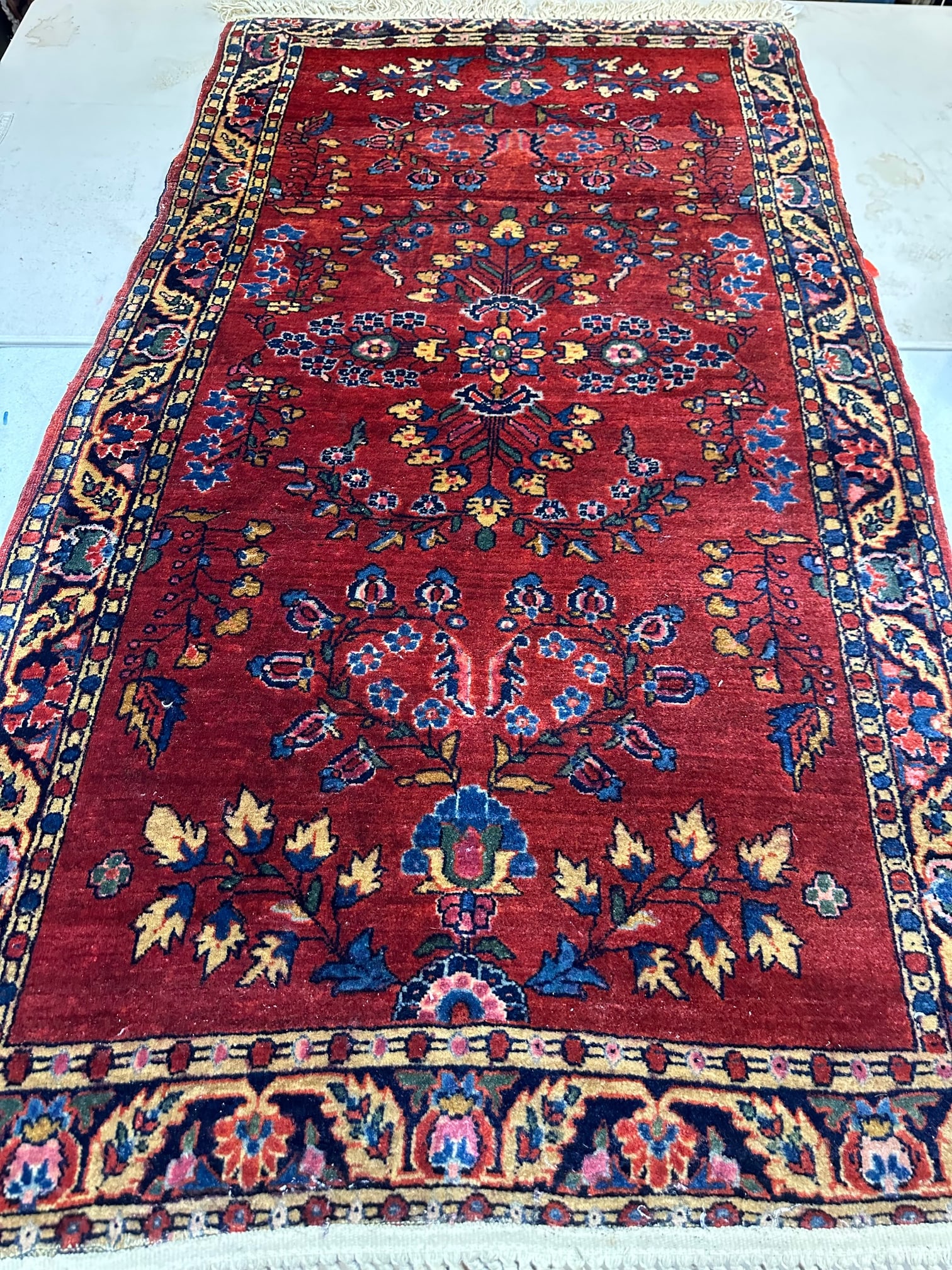 Hand Knotted Persian Sarouk Rug 4.9x2.7 ft: Hand Knotted Persian Sarouk Rug 4.9x2.7 ft