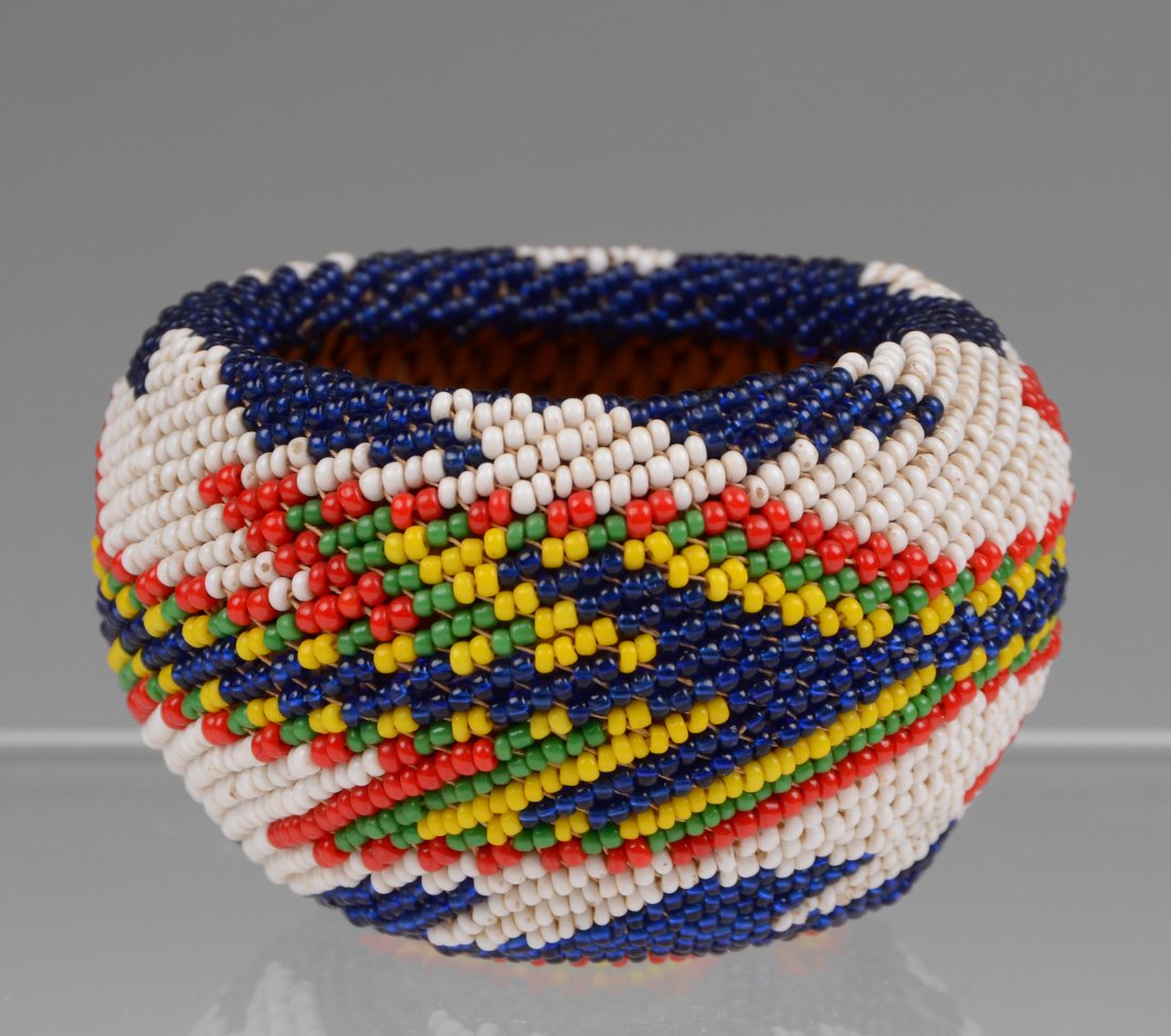 Washoe Pauite Native American Petit Beaded Basket (1 of 5)