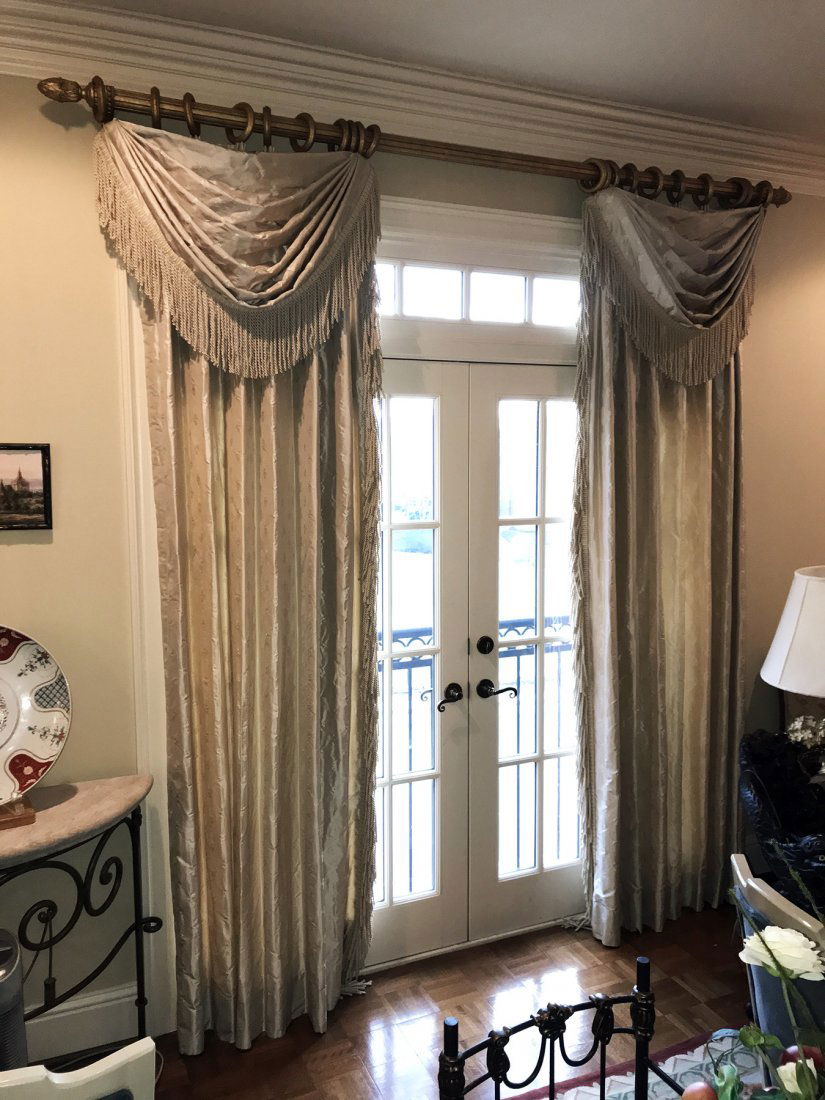 Six Panels Green Silk Draperies With Rods (1 of 4)