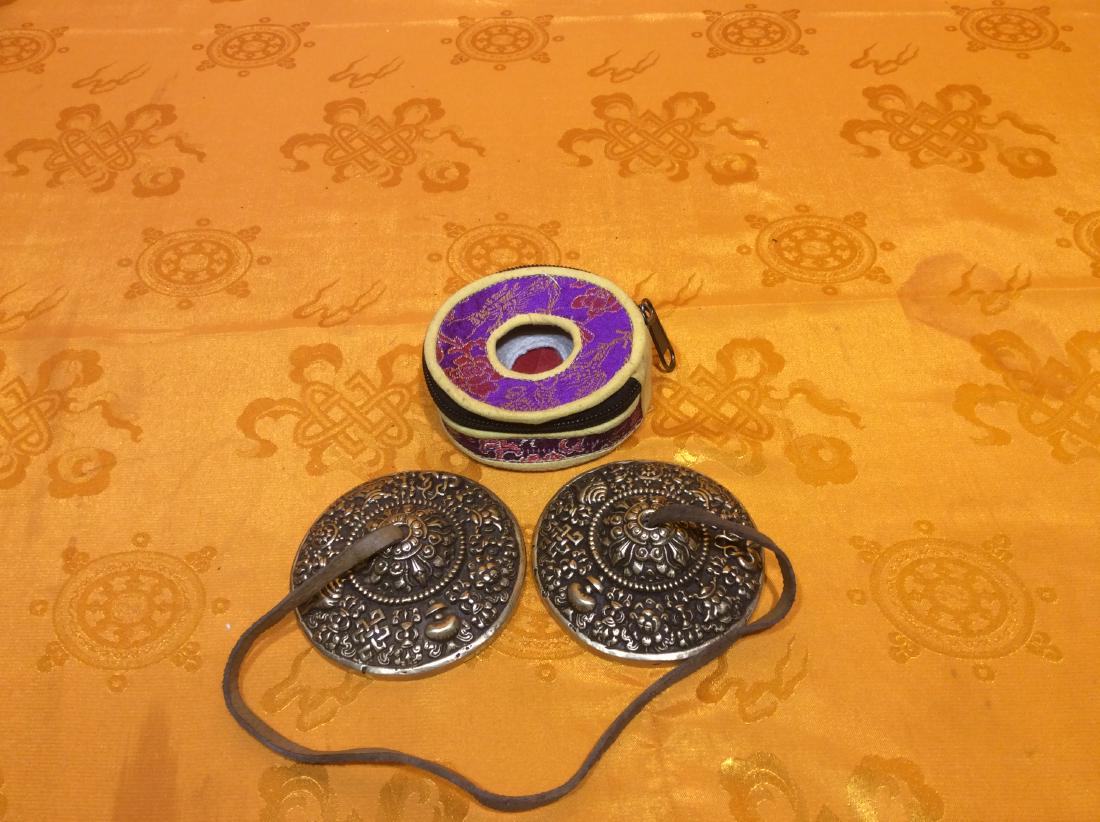 Tibetan Buddhist Tingsha: Tibetan Buddhist Tingsha Set made with solid bronze and decorated detailly carved Eight Tibetan Auspicious Symbols and other traditional designs. Tingsha are used for Yoga and Meditation Practices. Ma