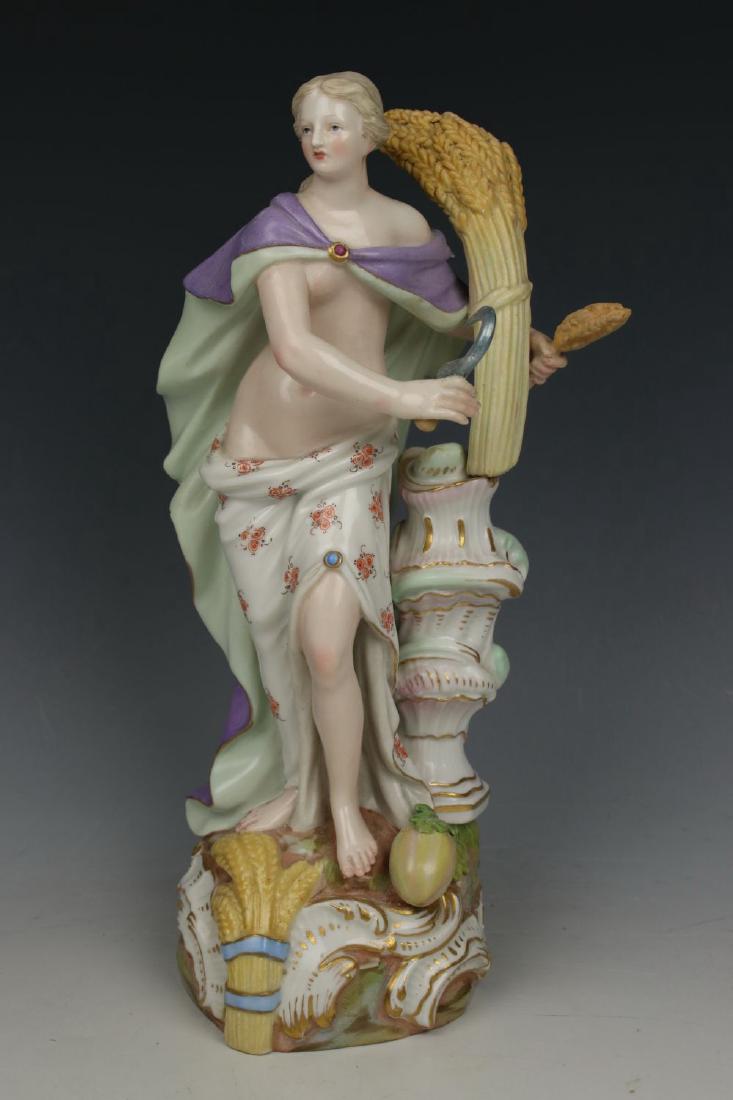 Meissen Meyer Figurine 2724 "Summer" (1 of 10)
