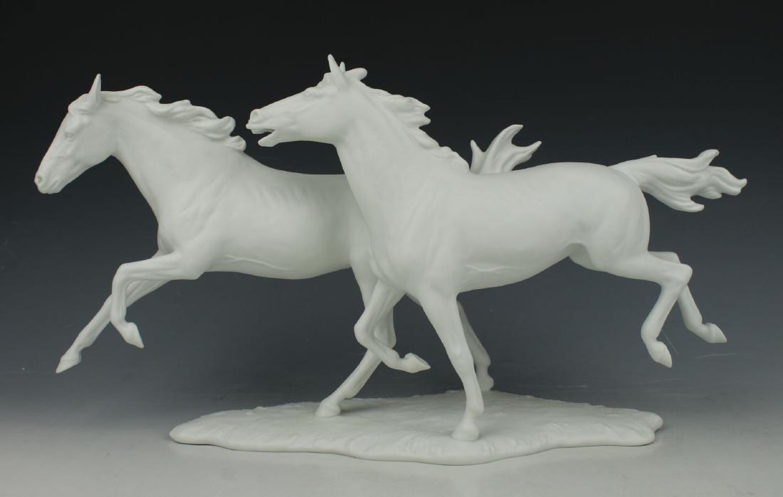 Kaiser Porcelain figurine "Running Horses" (1 of 10)