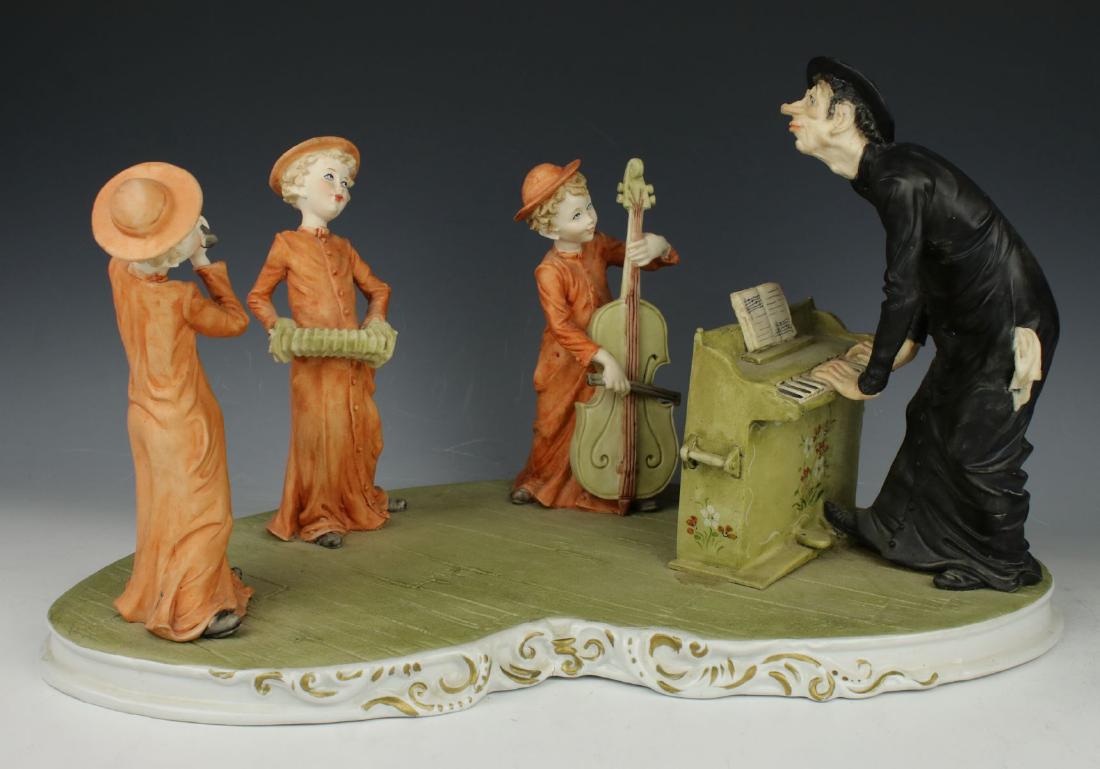 Rare Giuseppe Armani figurine "Church Orchestra": MANUFACTURE: Florence - Giuseppe Armani (Italy) NAME: Church Orchestra NUMBER: 432 ISSUED: circa 1975 CONDITION: Excellent. No chips,no cracks. NO BOX. HEIGHT: 9 inch / 23 cm WIDTH: 16 1/2 inch / 41 c