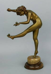 Original Claire Colinet (French,1885-1948) art deco: MANUFACTURE: FRANCE SCULPTOR: Claire Jeanne Roberte Colinet (French, 1885-1948) NAME: The Juggler CONDITION: Excellent. Some wear. No box. HEIGHT: 9 1/2 inch / 24 cm WIDTH: 7 inch / 17 cm DEEP: 4 1/2