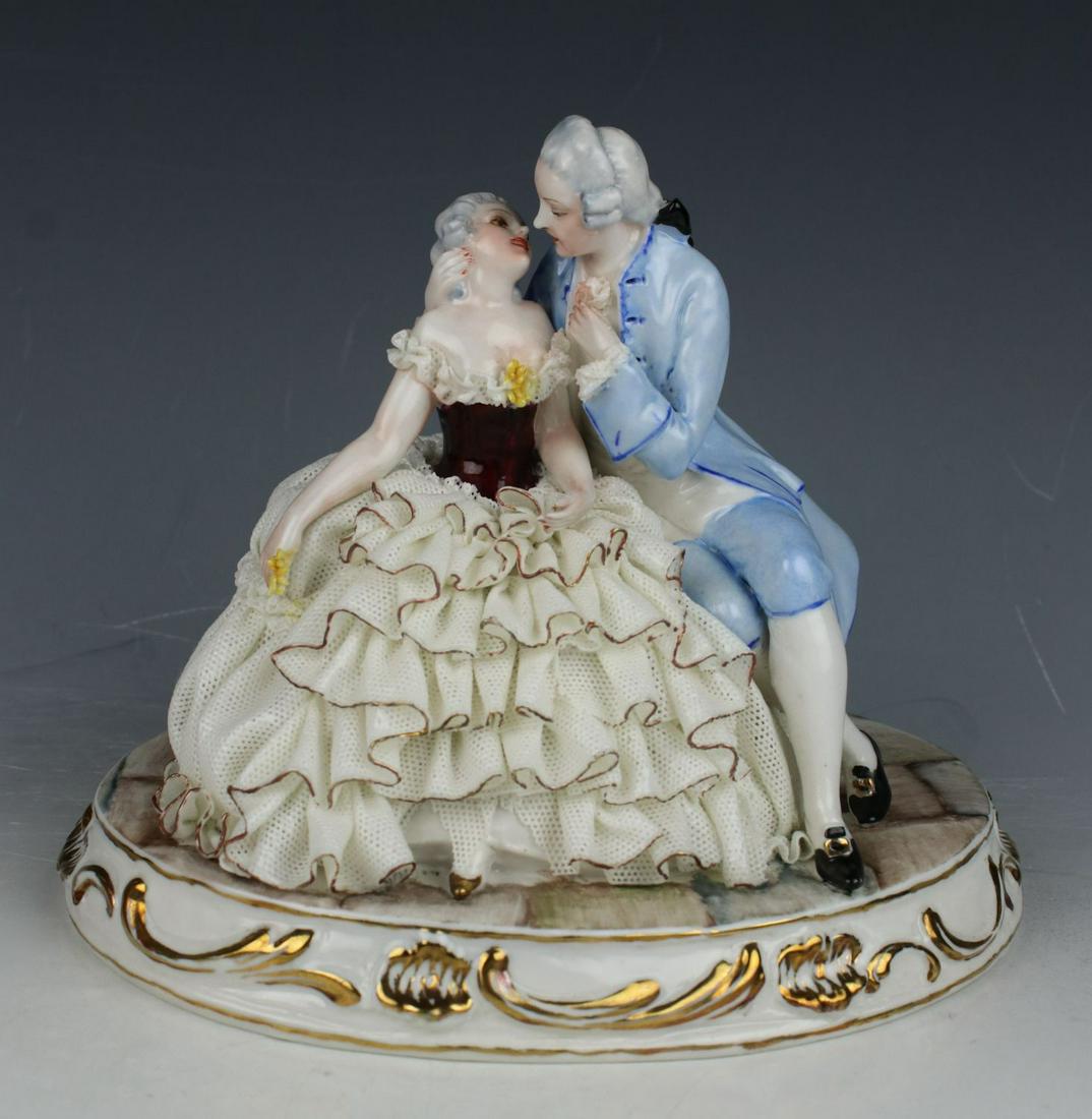Capodimonte Luigi Fabris Figurine "Courting Couple": MANUFACTURE: Luigi Fabris (Italy) NAME: Courting Couple NUMBER: - YEAR: 1940-s CONDITION: Minor damages of lace. NO BOX. HEIGHT: 5 inch / 13 cm WIDTH: 6 1/2 inch / 16 cm DEEP: 5 inch / 12 cm CATEGORY: