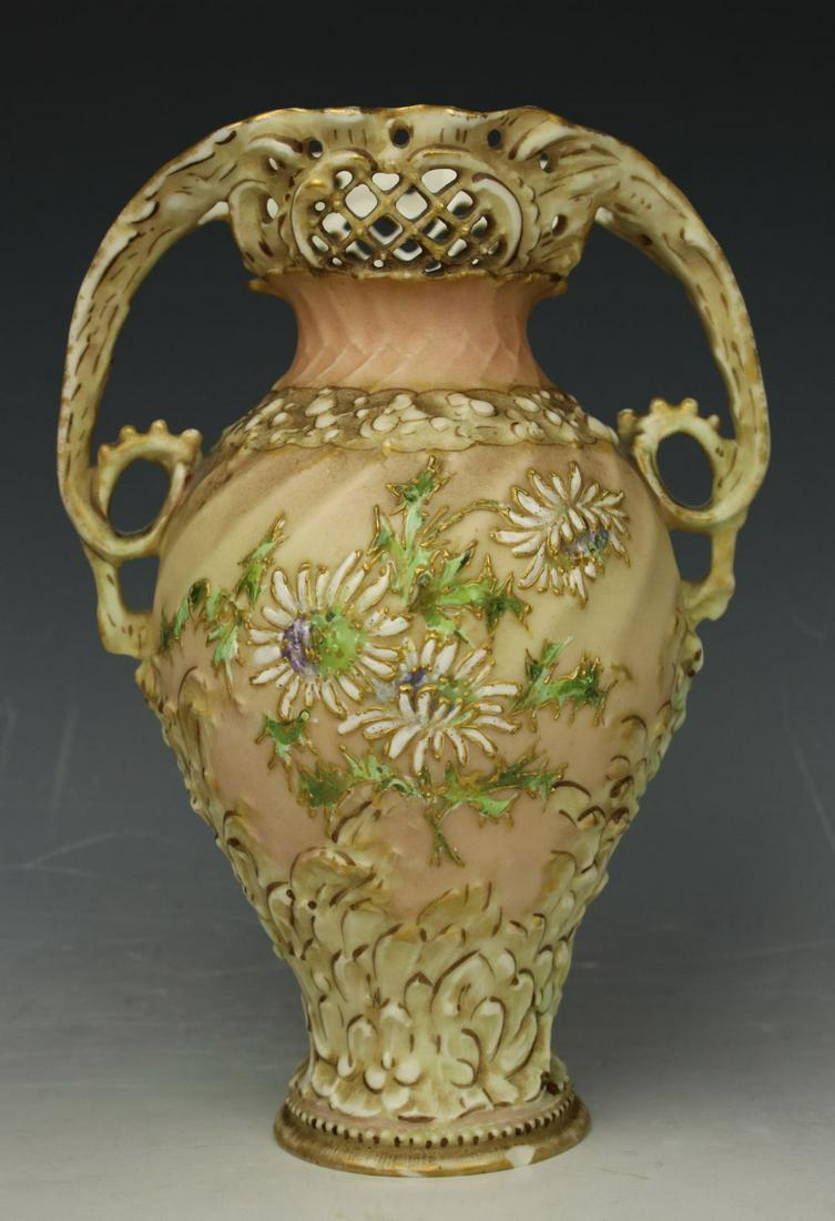 Antique Ernst Wahliss Turn Teplitz Vase #5058 (1 of 10)