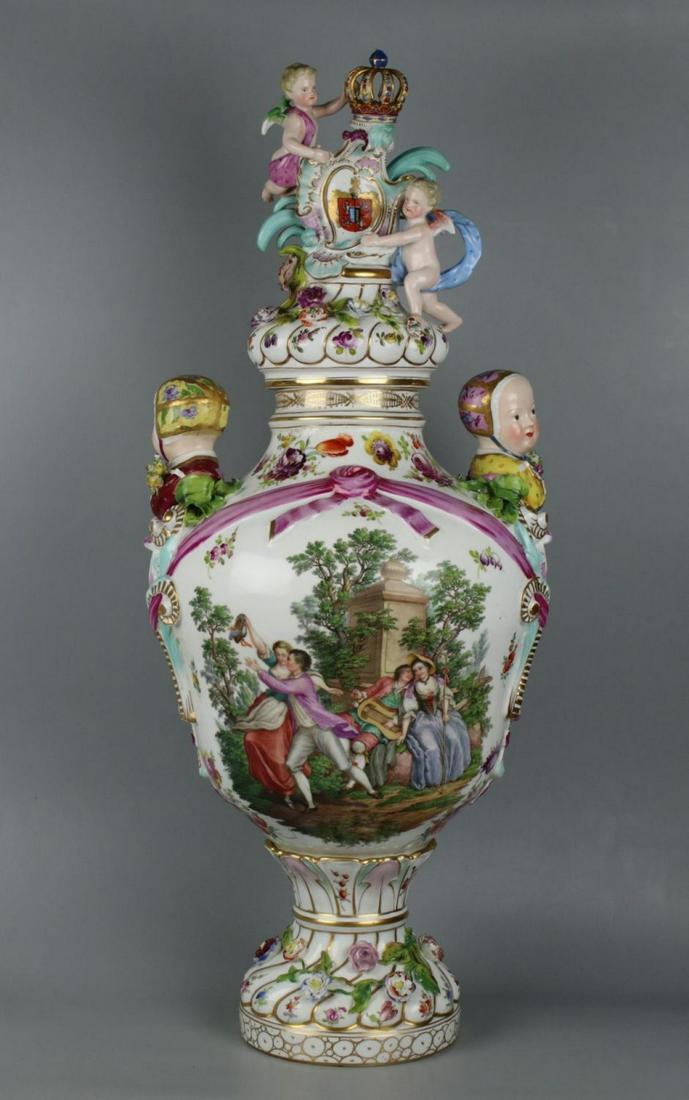 19C 29" early Dresden Potschappel Carl Thieme Urn: MANUFACTURE: Dresden Potschappel Carl Thieme (GERMANY) CONDITION: One hairline crack. Minor damages of flowers. NO BOX. YEAR: 1888 - 1901 HEIGHT: 29 inch / 73 cm WIDTH: 11 1/2 inch / 29 cm DEEP: 11 in