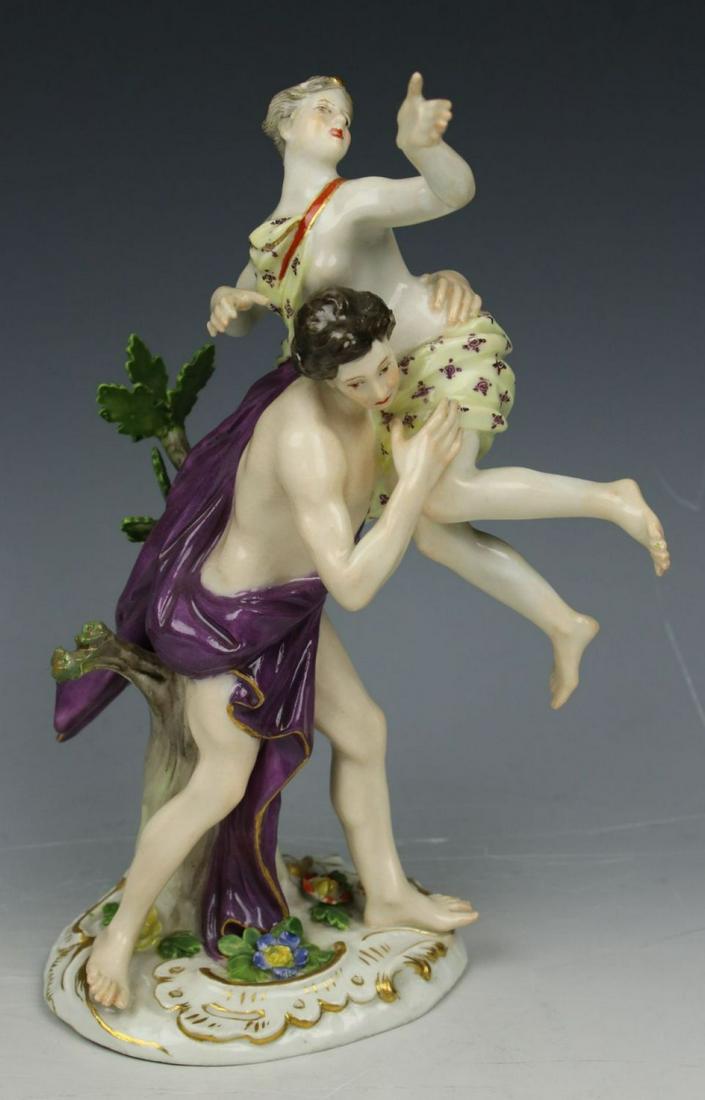 Meissen Kaendler Figurine 1919 "Rape of Sabine": MANUFACTURE: Meissen (GERMANY) SCULPTOR: Johann Joachim Kaendler in 1755 NAME: Rape of Sabine NUMBER: 1919 YEAR: 1850 - 1925 CONDITION: some damages of leaves. HEIGHT: 7 1/4 inch / 18 cm WIDTH: 5 inch