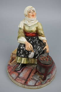 Capodimonte Luigi Fabris Figurine "Chestnut Seller": MANUFACTURE: Luigi Fabris (Italy) NAME: Chestnut Seller NUMBER: - YEAR: circa 1940-s CONDITION: Excellent. No chips, no cracks. NO BOX. HEIGHT: 7 1/4 inch / 18 cm WIDTH: 6 inch / 15 cm DEEP: 6 inch /