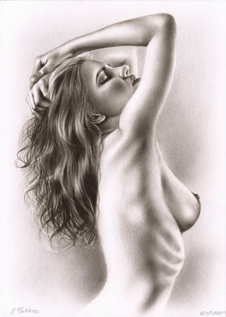 Juliana Ovsyanko (Ukraine,b 1996) dry brush oil painting: ARTIST: Juliana Ovsyanko (Ukrainian, born 1996) TITLE: Nude MEDIUM: dry brush oil on heavy paper CONDITION: Very good. ART SIZE: 12 x 8 inches / 30 x 20