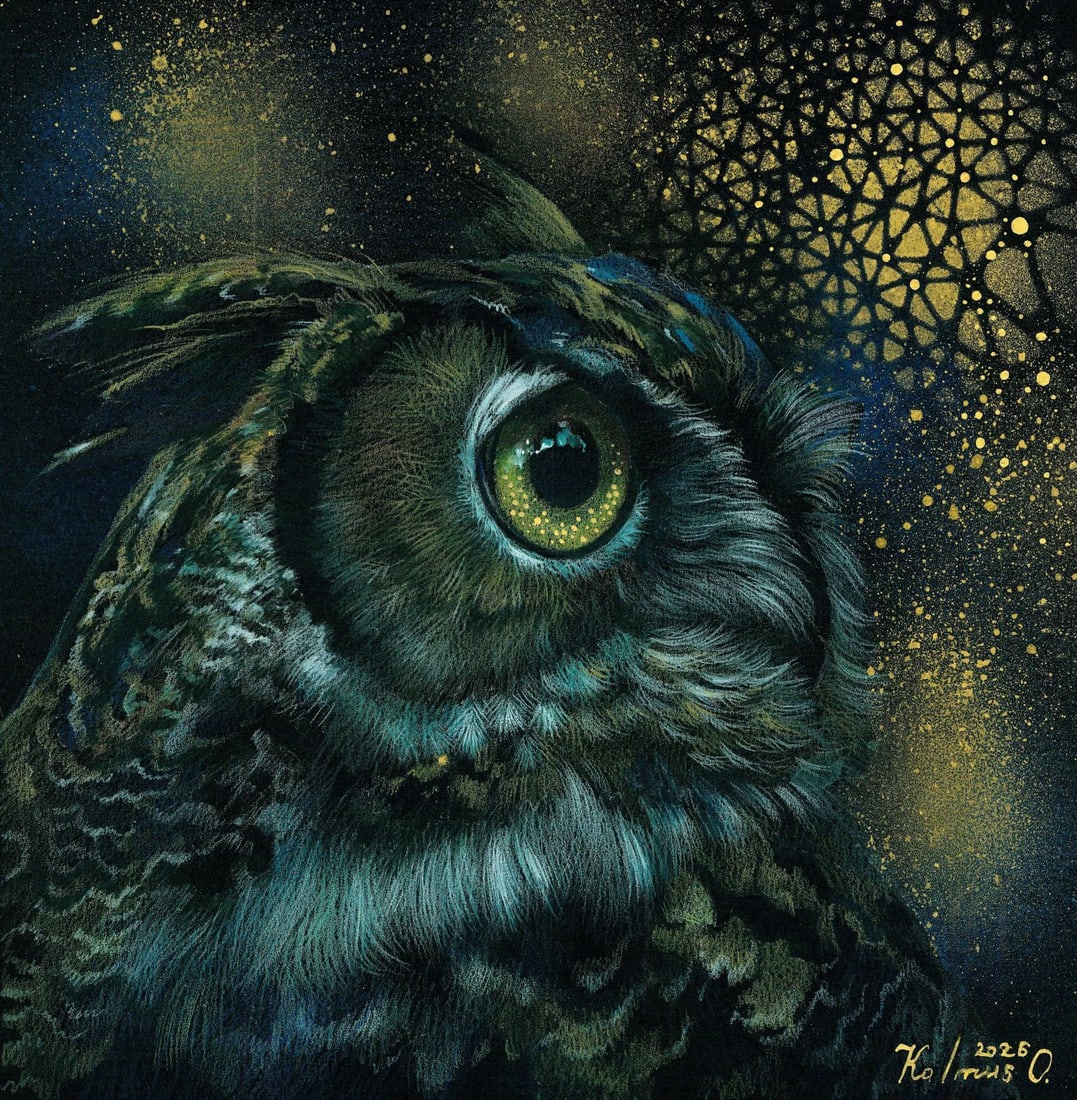 Olena Kalmus (Ukraine,b 1996) mixed media painting: ARTIST: Olena Kalmus (Ukrainian, born 1996) TITLE: Owl Bird MEDIUM: mixed media on heavy paper CONDITION: Very good. ART SIZE: 8 x 8 inches / 20 x 20 cm<