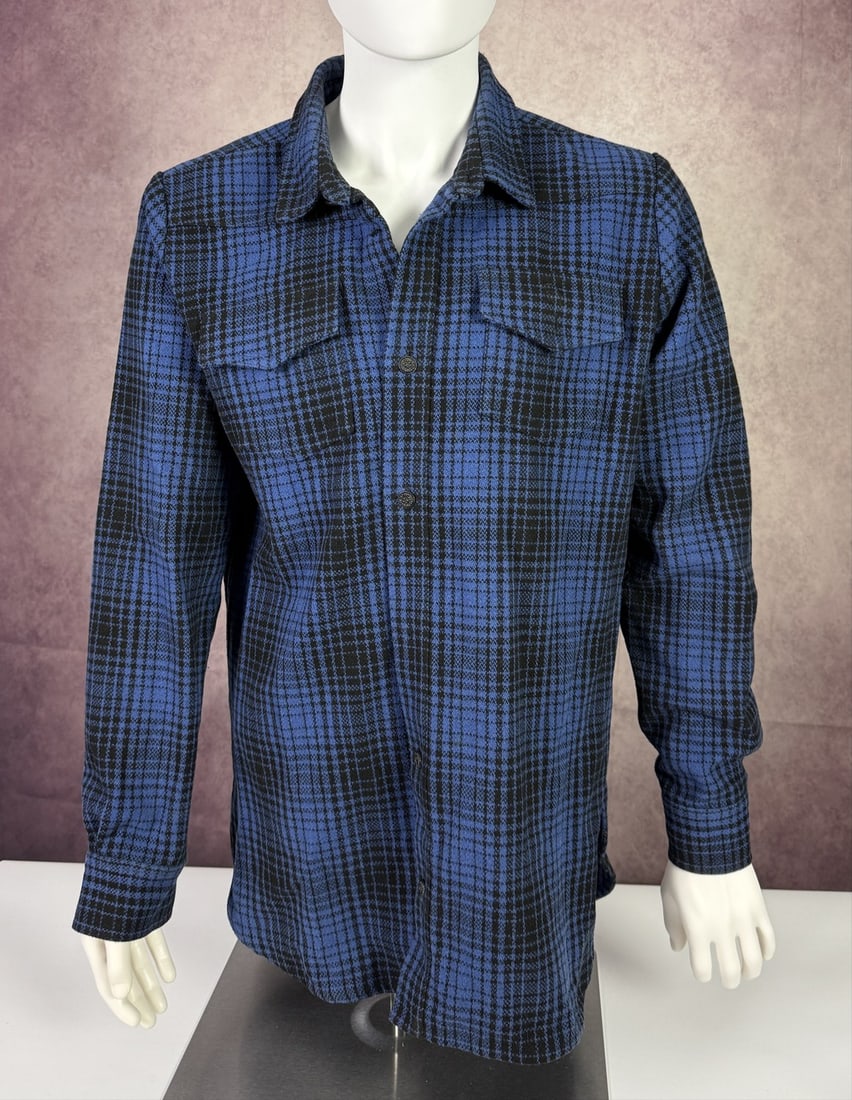 The Weeknd's Wardrobe - Off-White shirt: Off-White Virgil Abloh Tartan Flannel Shirt. SIZE: M CONDITION: Pre-owned. Missing some buttons. Some stains. The photographs are part of this description - please review them carefully to assess cond
