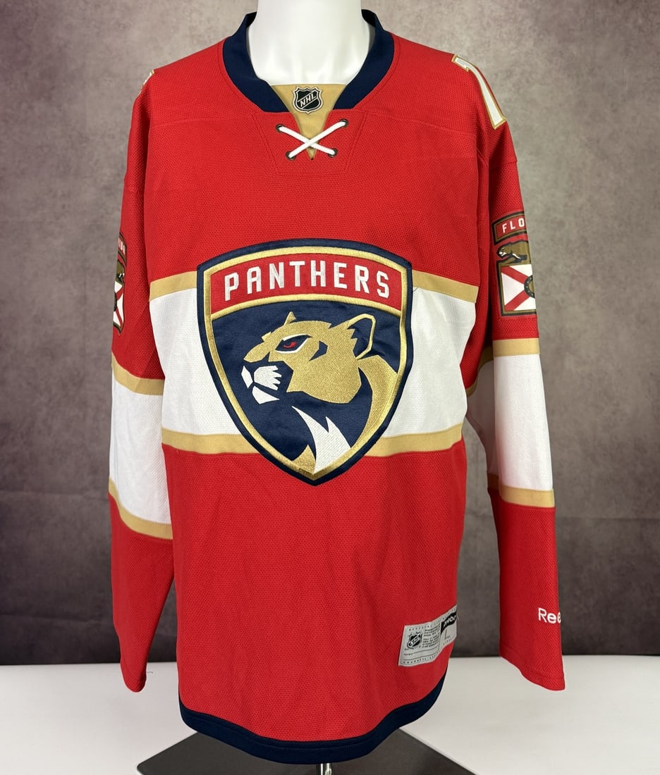 The Weeknd's Wardrobe - Starboy jersey: Starboy 17 Reebok NHL Official Licensed Jersey. Starboy (2016) is The Weeknd's third studio album. SIZE: L CONDITION: Pre-owned. The photographs are part of this description - please review them caref