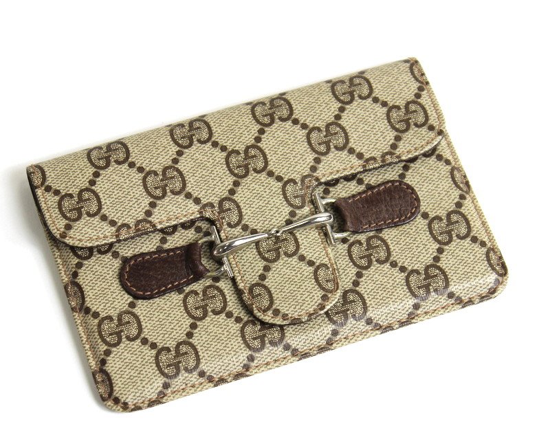 VINTAGE ITALIAN GUCCI WOMENS WALLET (1 of 3)