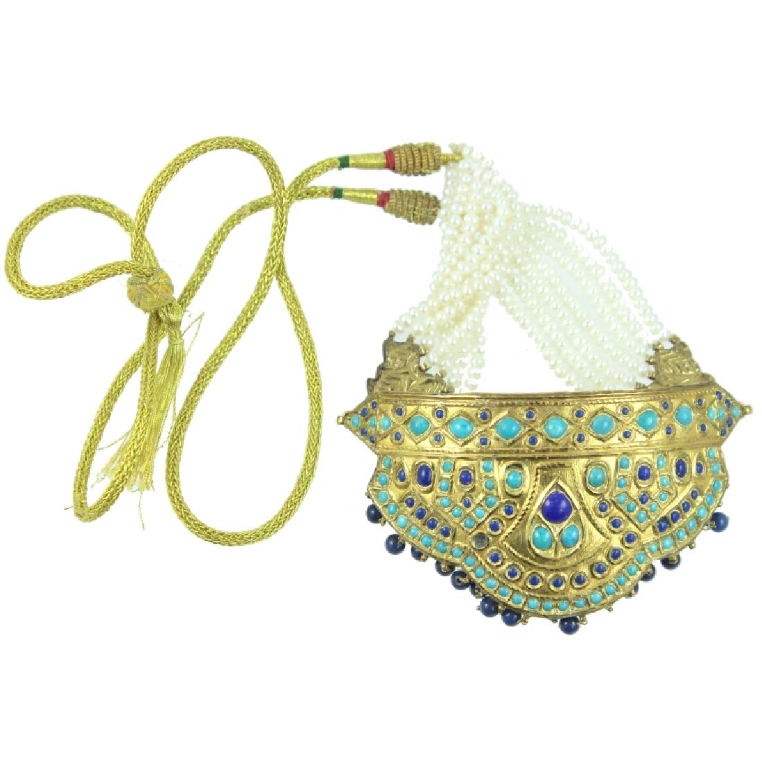 Middle Eastern 18-22K Pearl Necklace. (1 of 1)