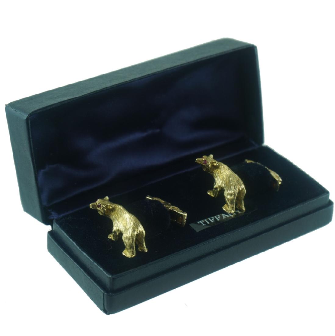 Tiffany 18 Karat Bear Cufflinks. (1 of 2)
