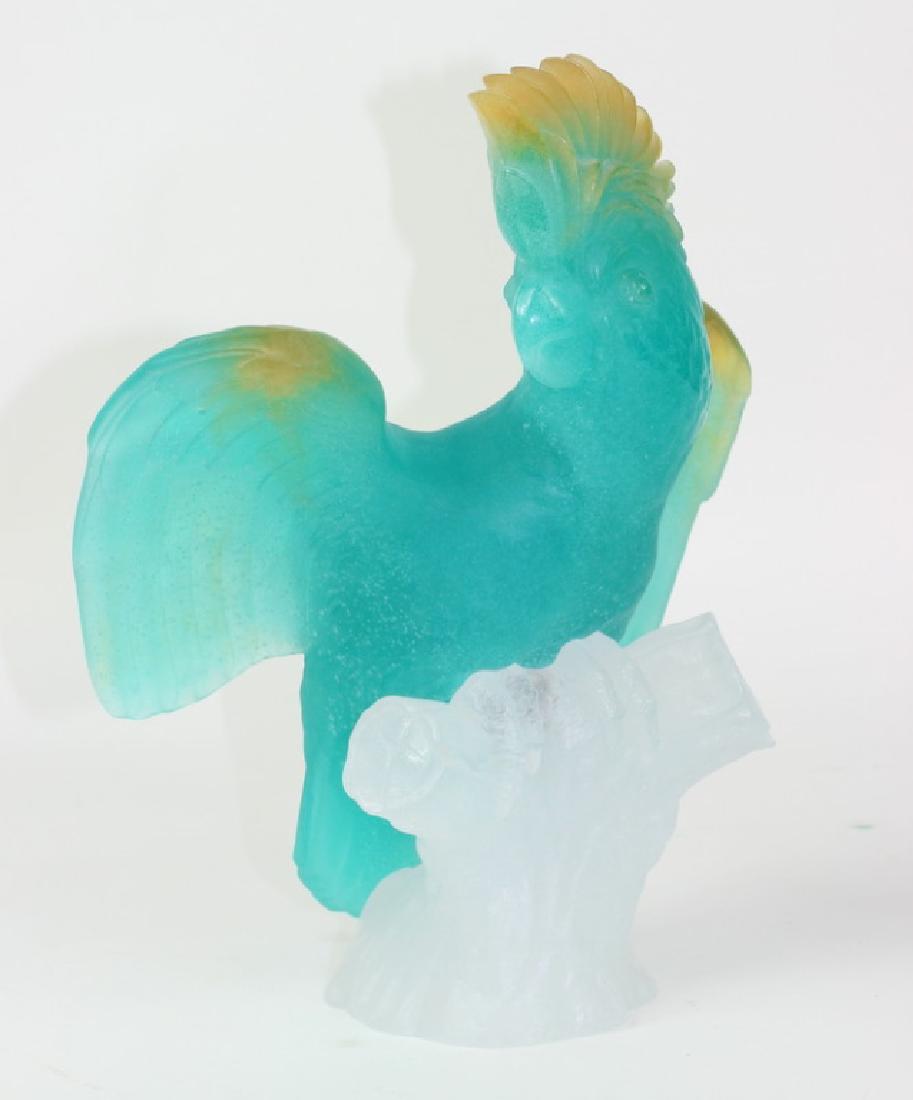 Daum France Pate de Verre Glass Cockatoo Parrot: Signed Daum France to base. Measures approx. 12" Tall x 10" Wide x 5-1/4" Deep. Estate Fresh: Overall Excellent Condition. Local Pick Up or Third Party Shipping Required.