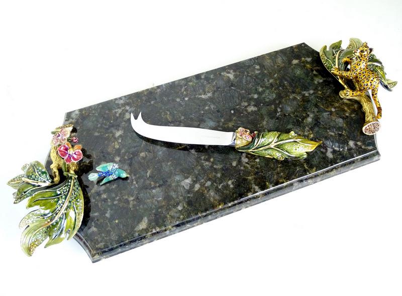 Jay Strongwater Jungle Marble Cheese Board (1 of 4)