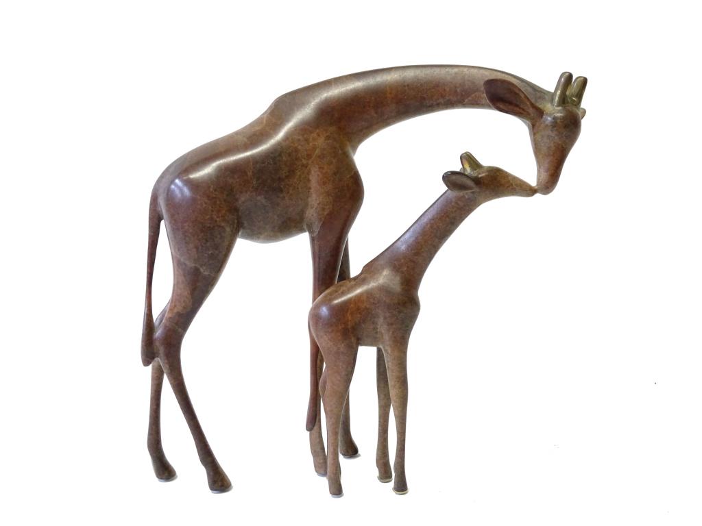 LOET VANDERVEEN GIRAFFE & BABY BRONZE SCULPTURE. (1 of 3)