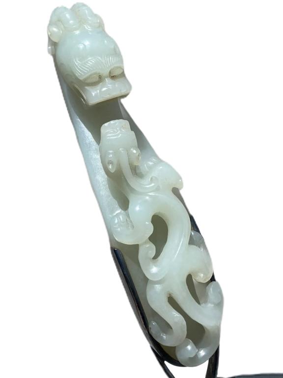 Early Chinese Jade Dragon Garment Hook (1 of 7)