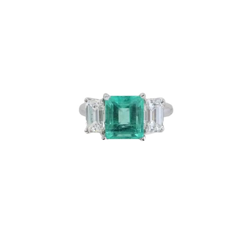 Emerald And Diamond Ring (1 of 5)