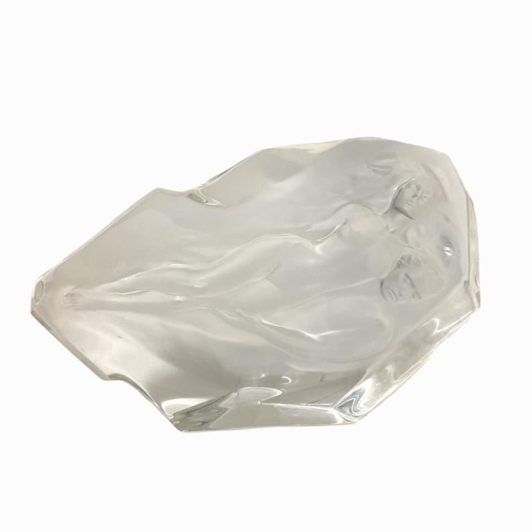 Frederick Elliott Hart (1943-1999) "Eye of the Fla: Frederick Elliott Hart (American, 1943-1999) "Eye of the Flame", 1986, Lucite Sculpture, from an edition of 300, engraved Signature. Size: 15'' x 25'' (38 x 64 cm)