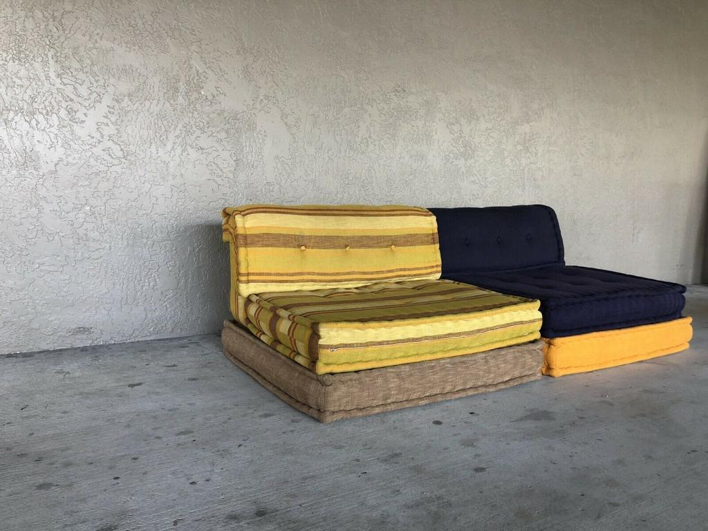 Roche Bobois Mah Jong Sofa: Roche Bobois Mah Jong Sofa - 6 Vintage Pieces