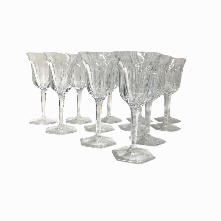 (12) Vintage Baccarat Crystal Claret Wine Glasses: (12) Vintage Baccarat Crystal Claret Wine Glasses. Signed at the bottom. Each measures approximately 6.75 inches high x 3.25 inches in diameter. Overall Good Condition. One glass has a small chip.