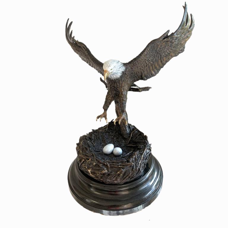 Large Contemporary Bronze Eagle at Flight (1 of 5)