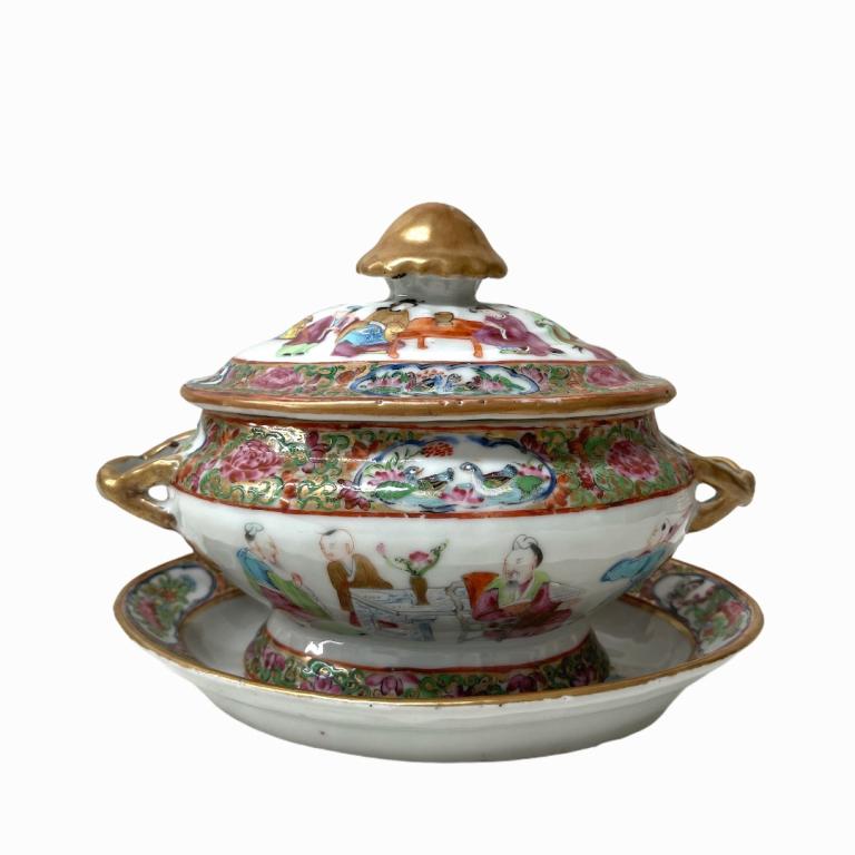 Chinese Export Porcelain Serving Bowl & Plate (1 of 4)