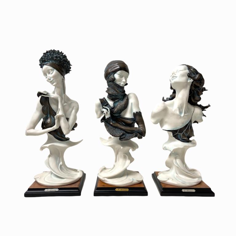 Collection of Guiseppe Armani Figurines (1 of 5)