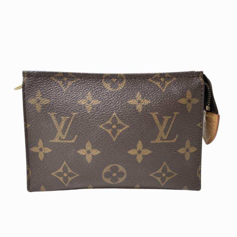 Louis Vuitton Toiletry Pouch Monogram Canvas 19 (1 of 4)