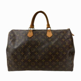 Louis Vuitton Monogram Speedy Bag: Louis Vuitton Monogram Speedy Bag, fair condition, fully functioning zipper, leather on handle in very good condition, lining in good condition, minor wear marks on exterior corners and leather