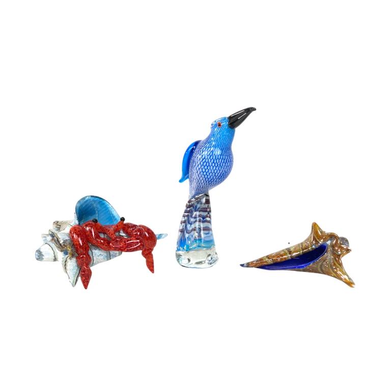 Lot of 3 Studio Art Glass Sculptures Shell & Bird (1 of 6)