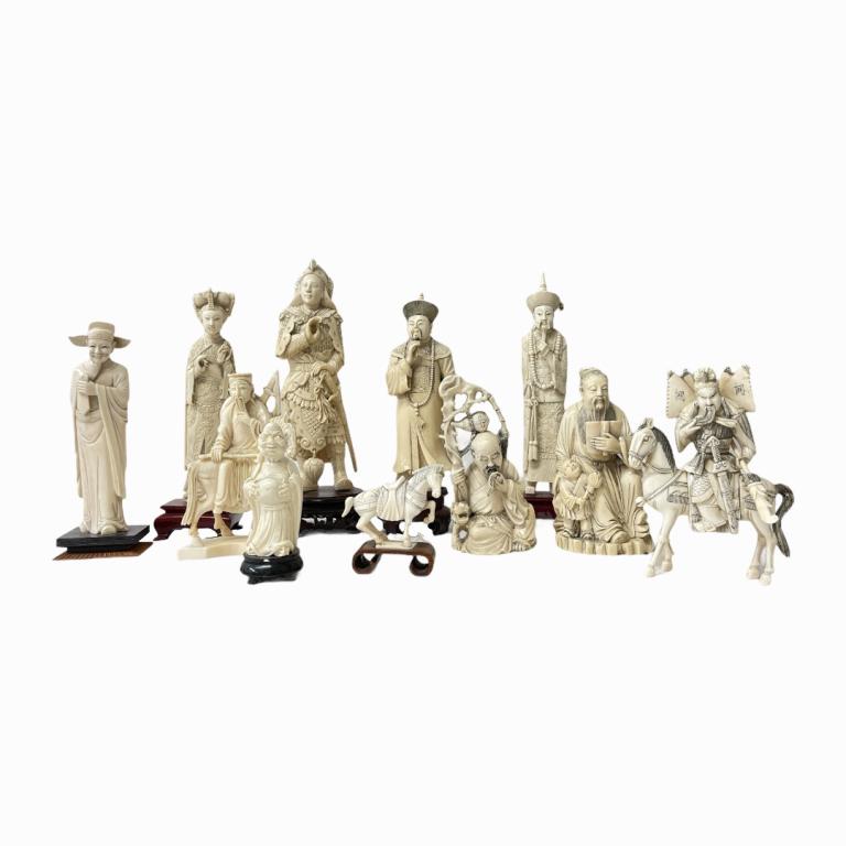Lot Of 10 Chinese Carved Various Figures & Animals (1 of 5)