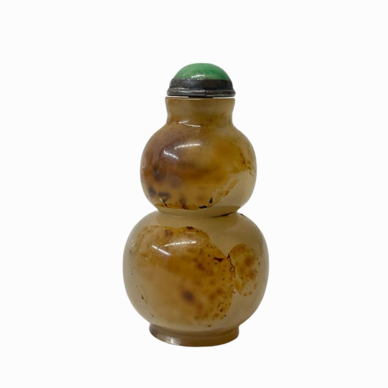 Chinese Agate Jadeite Hulu Gourd Snuff Bottle (1 of 2)