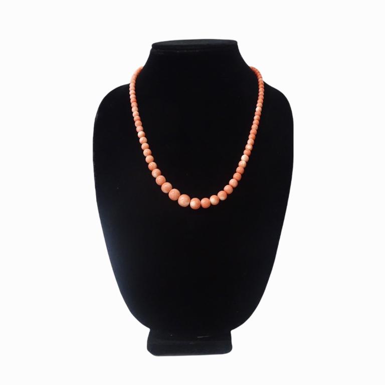 Vintage Chinese Coral Necklace (1 of 2)