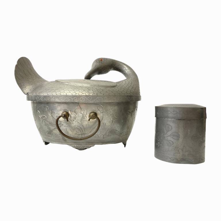 2 Vintage Antique Chinese Pewter Items Coral Jade (1 of 6)