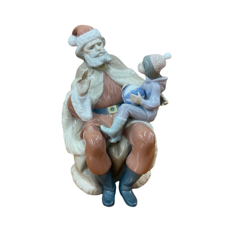 Lladro Spain "A Christman Wish" Sculpture 5711 (1 of 4)