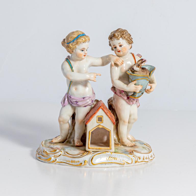 Antique Meissen Porcelain Putti Group w Rabbit H37 (1 of 3)