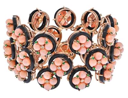 18K YELLOW GOLD CORAL & BLACK ENAMEL BRACELET (1 of 4)