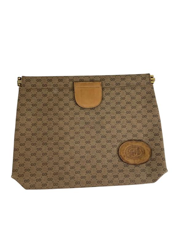 Gucci Clutch (1 of 12)