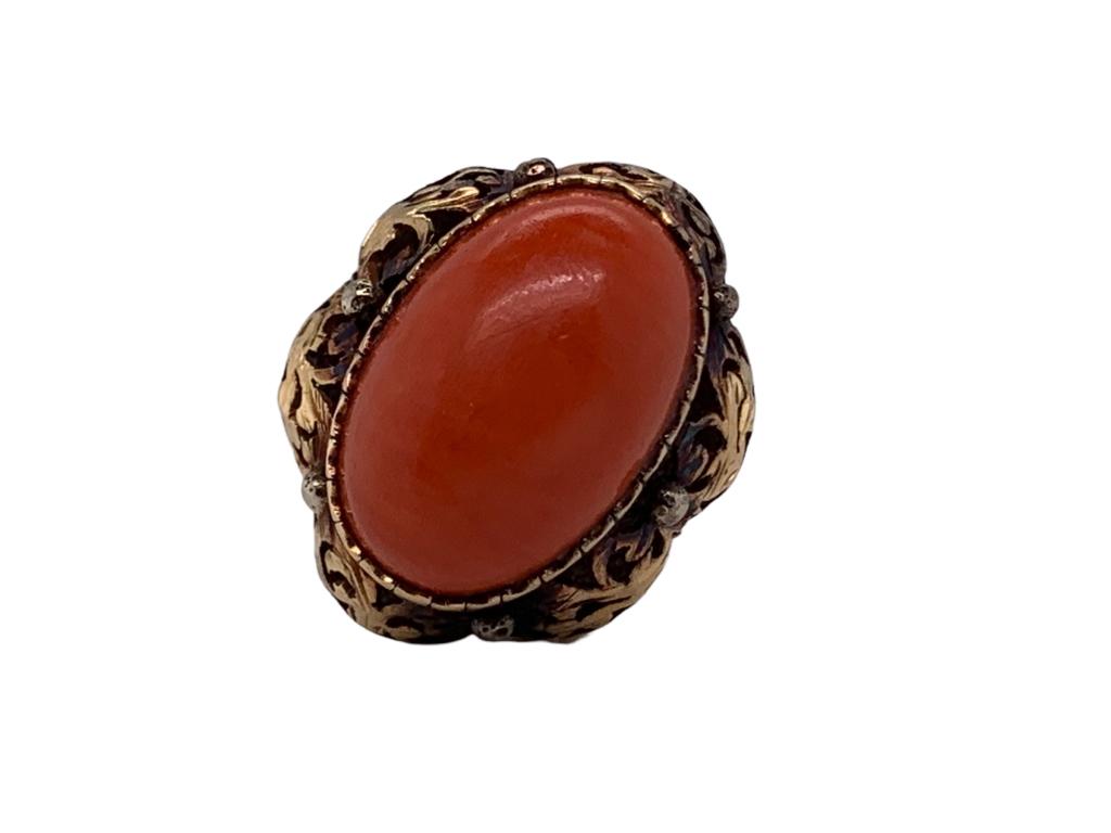 Antique 14K Coral Ring. (1 of 3)