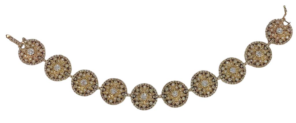 A 14K Diamond Bracelet, clover design. Measures 7 1/4 inches length (1 of 3)