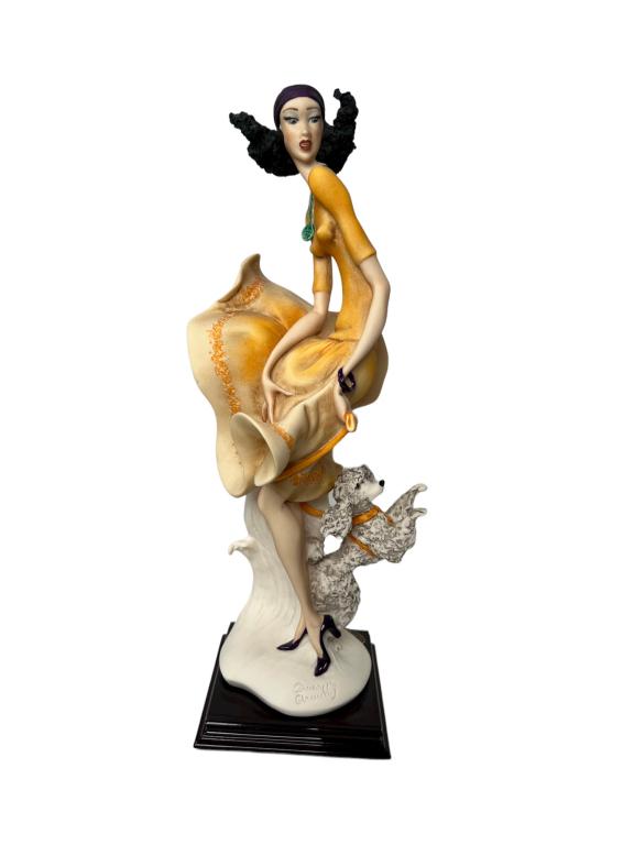 Florence Giuseppe Armani " PLAYFUL DOG " Figurines (1 of 5)